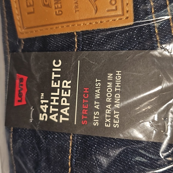 Levi's 541 Athletic Taper Jeans - Picture 6 of 6
